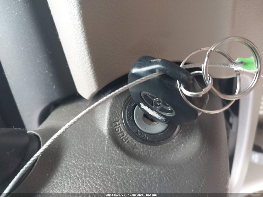 2011 Toyota Camry Le VIN: 4T1BF3EK0BU721655 Lot: 43406773