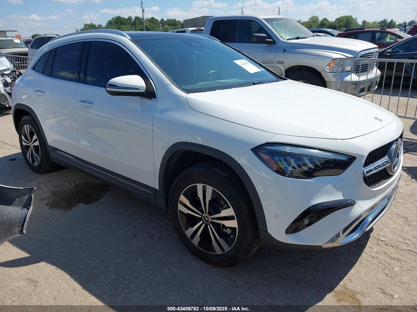 MERCEDES-BENZ GLA-CLASS GLA 250