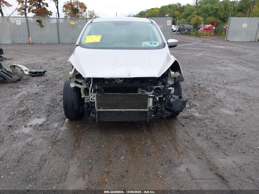 2017 FORD ESCAPE SE 1FMCU0GD5HUA74380