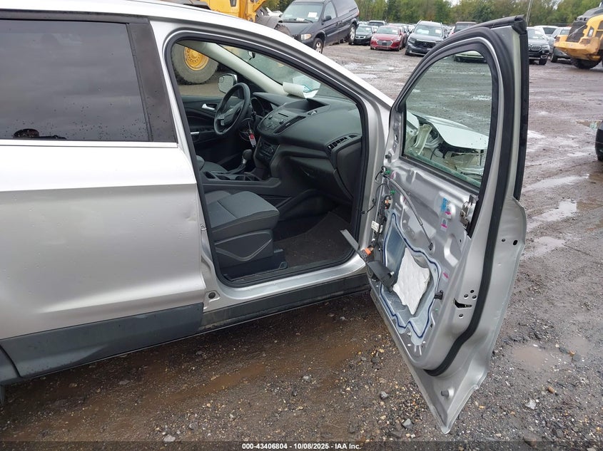 2017 FORD ESCAPE SE 1FMCU0GD5HUA74380