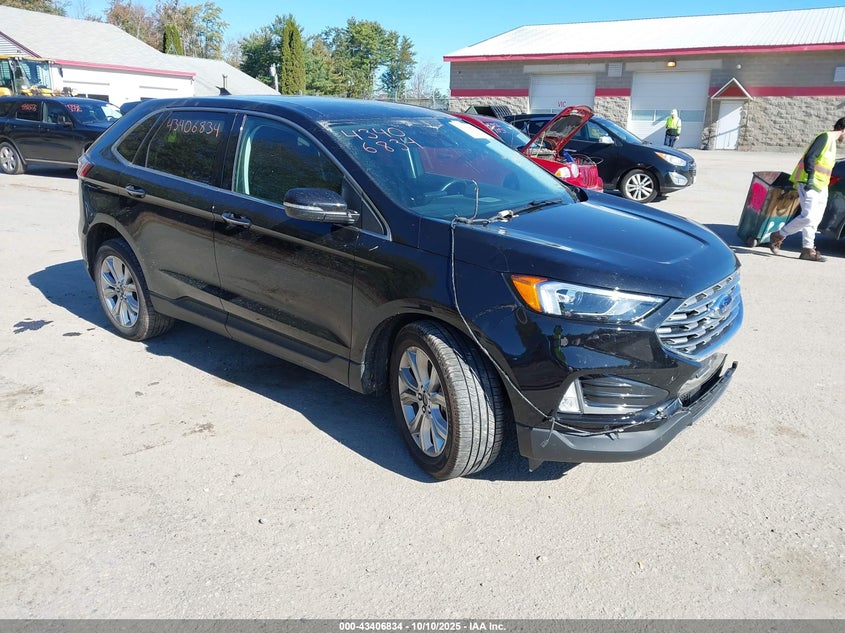 FORD EDGE TITANIUM