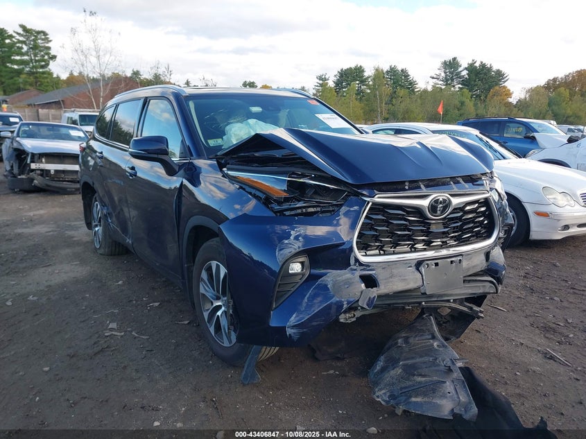 TOYOTA HIGHLANDER XLE