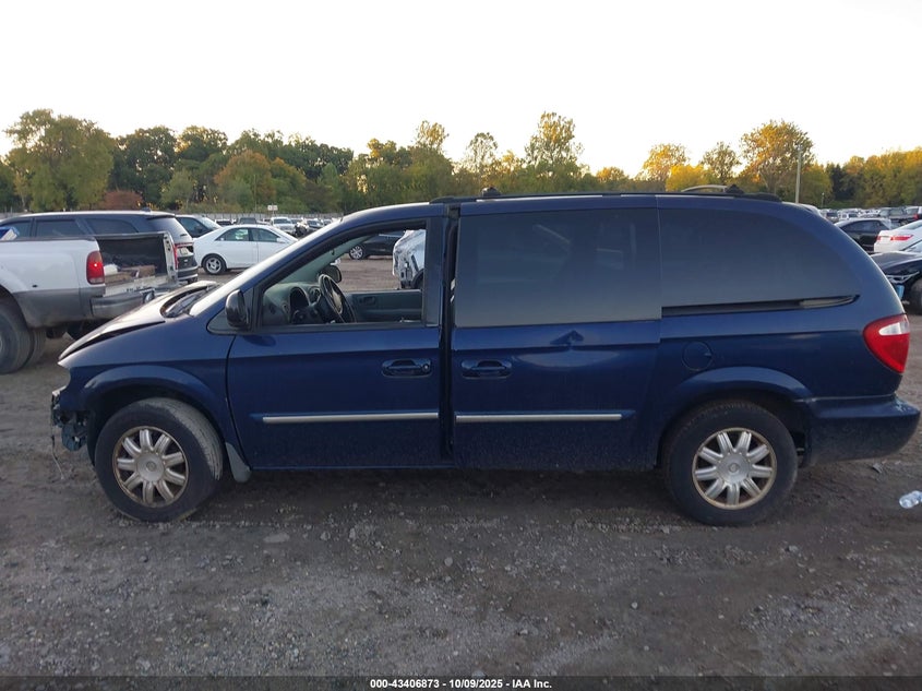 2006 Chrysler Town & Country Touring VIN: 2A8GP54L86R625085 Lot: 43406873