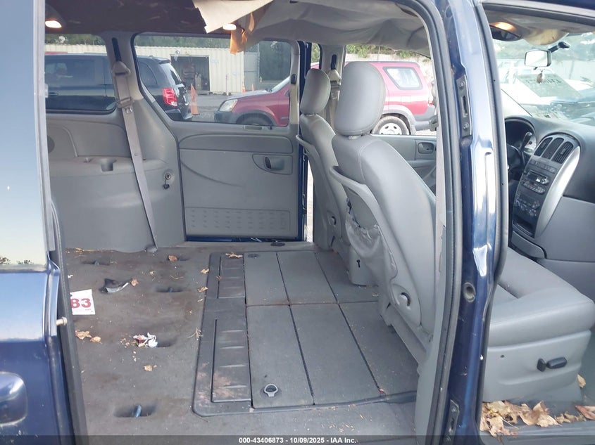 2006 Chrysler Town & Country Touring VIN: 2A8GP54L86R625085 Lot: 43406873