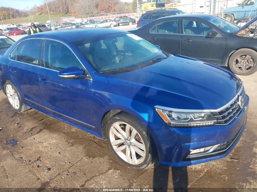 2017 VOLKSWAGEN PASSAT 1.8T SE - 1VWGT7A38HC068139