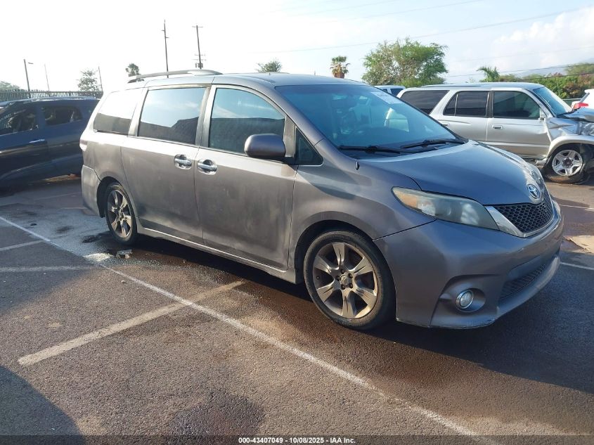 TOYOTA SIENNA SE 8 PASSENGER