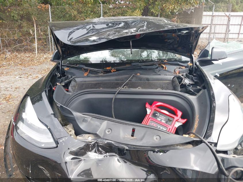 2021 Tesla Model Y Standard Range Rear-Wheel Drive VIN: 5YJYGDED4MF126113 Lot: 43407108