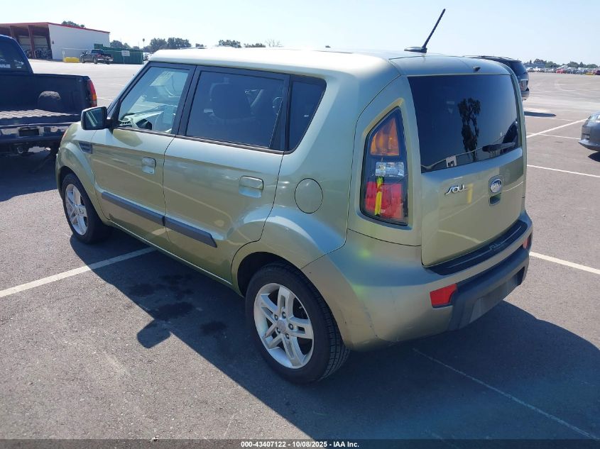 2010 Kia Soul + VIN: KNDJT2A24A7144909 Lot: 43407122