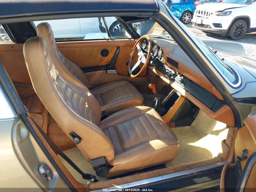 1977 Porsche 911 VIN: 9117112276 Lot: 43407186