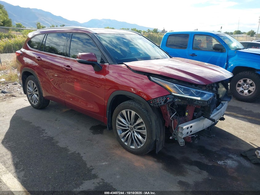 TOYOTA HIGHLANDER PLATINUM
