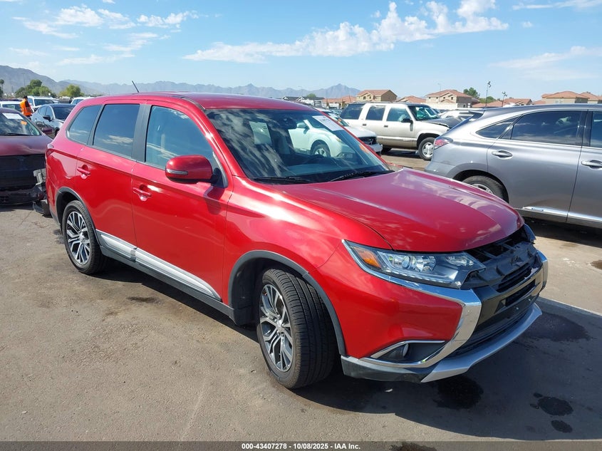 MITSUBISHI OUTLANDER SE