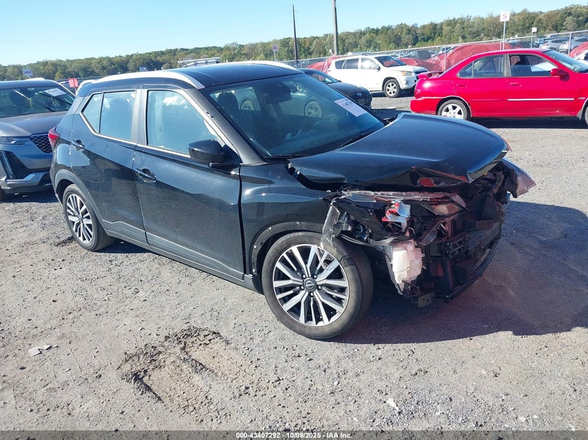 NISSAN KICKS SV XTRONIC CVT