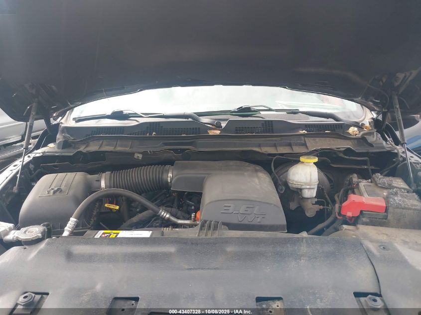 2019 Ram 1500 Classic Tradesman 4X4 6'4 Box VIN: 1C6RR7FG0KS620551 Lot: 43407328