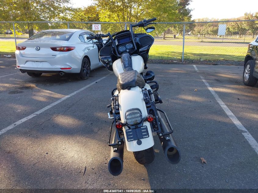 2023 Harley-Davidson Fltrxst VIN: 1HD1ACL19PB621130 Lot: 43407341