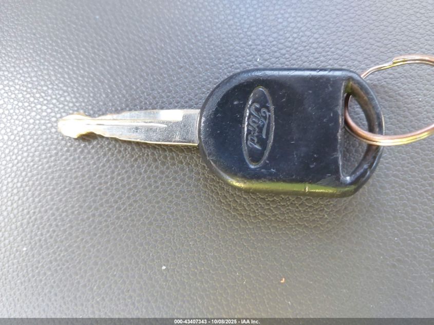 2009 Ford Focus Se VIN: 1FAHP32N99W257425 Lot: 43407343