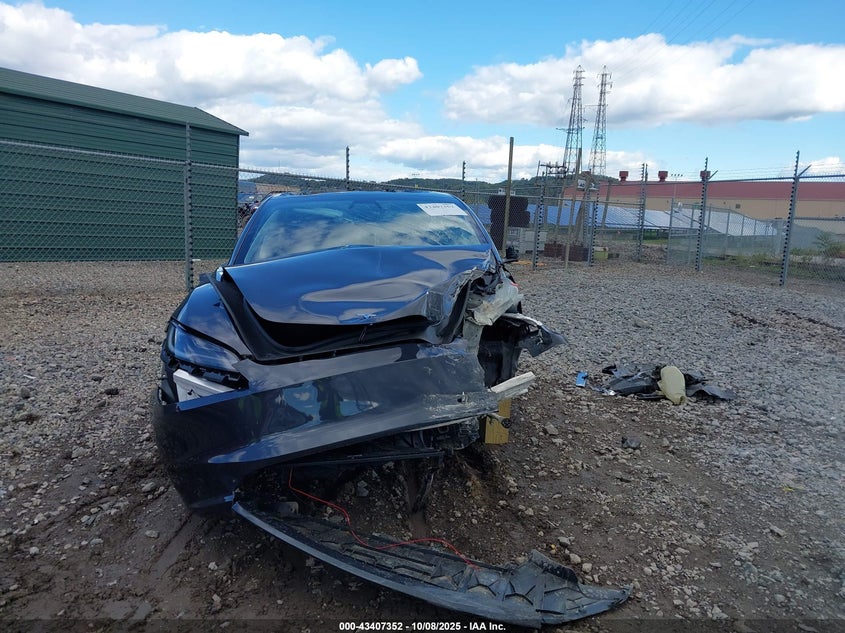 2025 Tesla Model 3 Long Range All-Wheel Drive VIN: 5YJ3E1EB8SF925709 Lot: 43407352