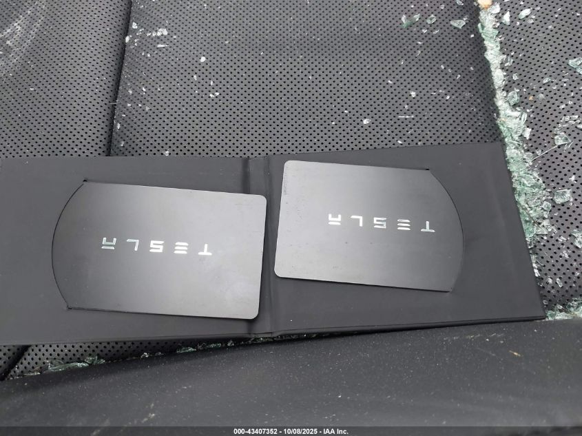 2025 Tesla Model 3 Long Range All-Wheel Drive VIN: 5YJ3E1EB8SF925709 Lot: 43407352