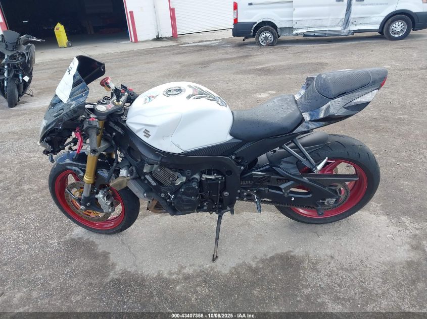 2017 Suzuki Gsx-R750 VIN: JS1GR7MAXH2101766 Lot: 43407358