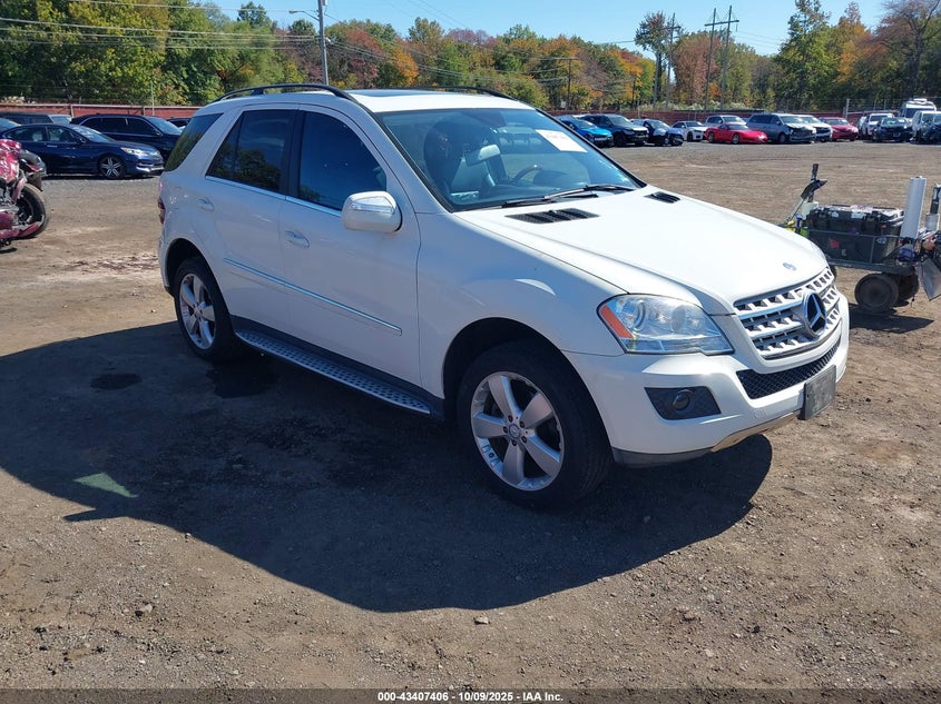 MERCEDES-BENZ M-CLASS 4MATIC