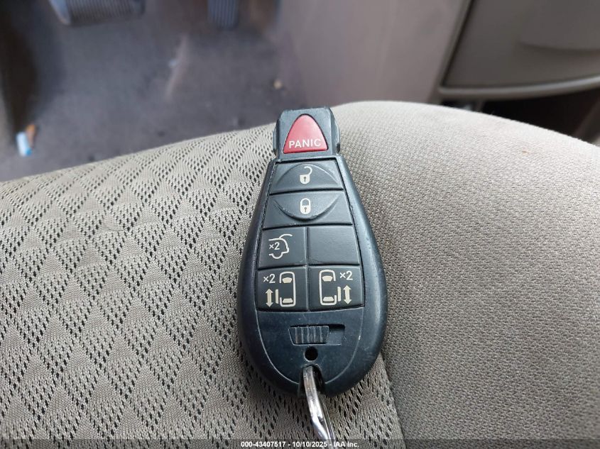 2008 Chrysler Town & Country Touring VIN: 2A8HR54P68R121543 Lot: 43407517