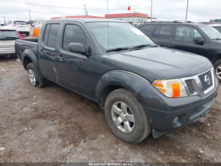 NISSAN FRONTIER SV