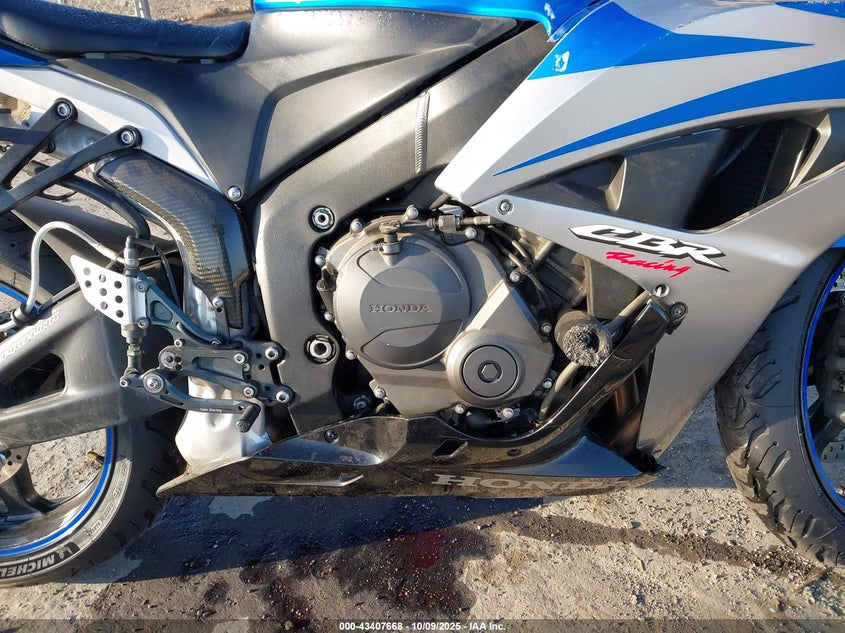 2007 Honda Cbr600 Rr VIN: JH2PC40127M000419 Lot: 43407668