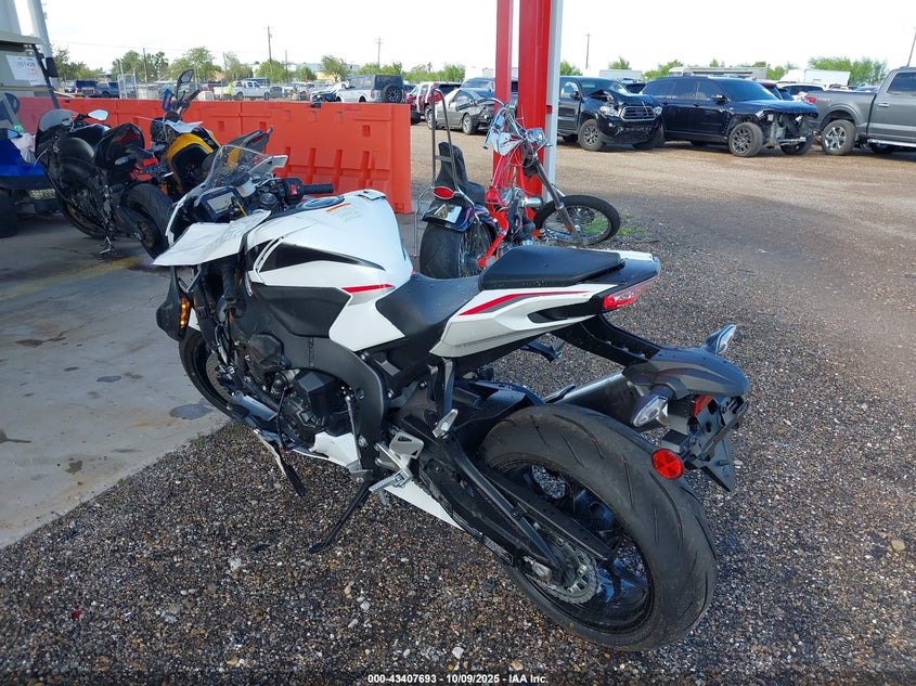 VIN JH2SC7759TK900180 2026 HONDA CBR1000 RA