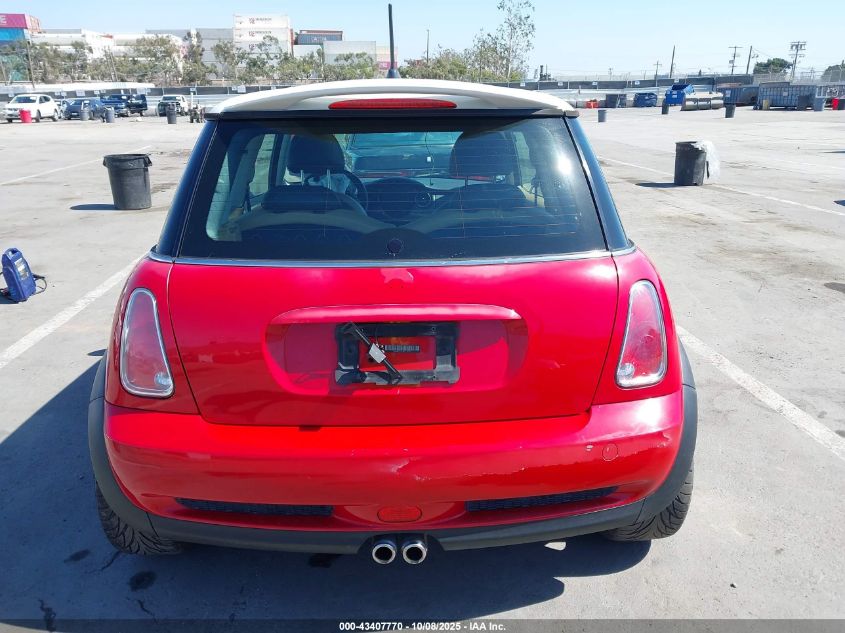 2006 Mini Cooper S VIN: WMWRE33516TJ37745 Lot: 43407770