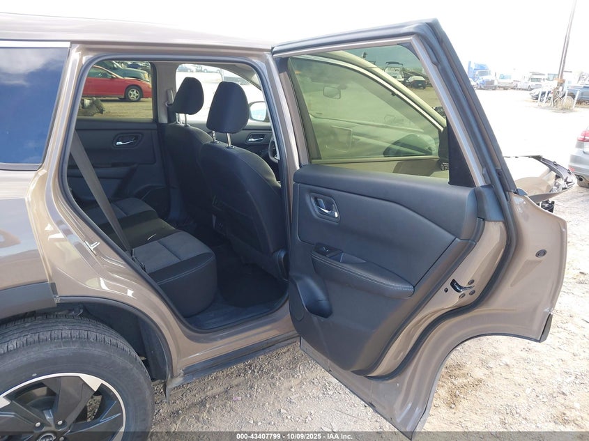 2025 Nissan Rogue Sv Intelligent Awd VIN: JN8BT3BB6SW162185 Lot: 43407799