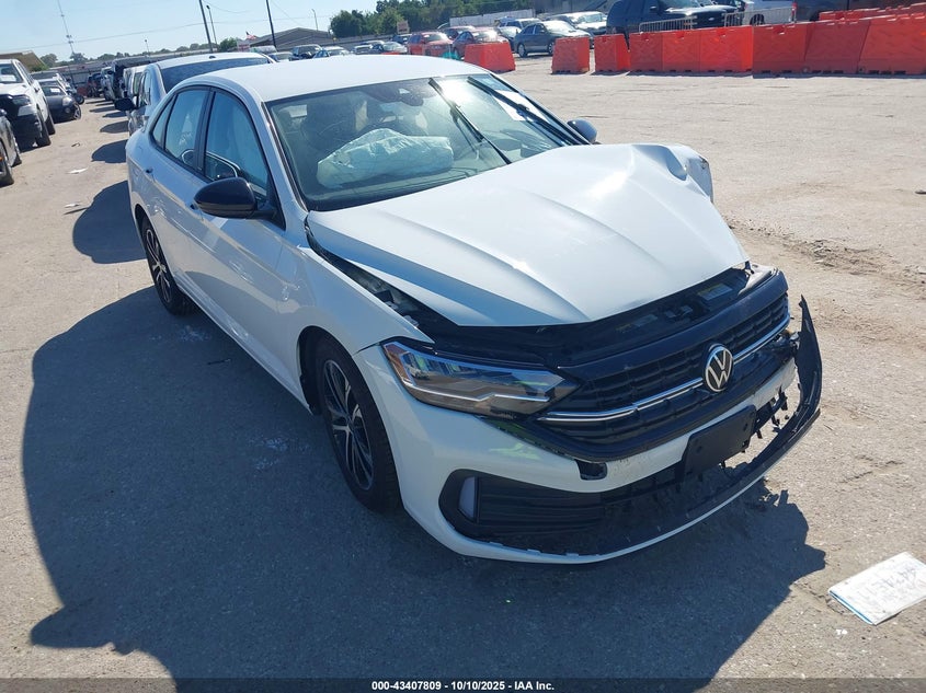 VOLKSWAGEN JETTA 1.5T SPORT