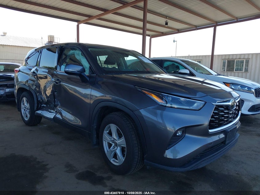 TOYOTA HIGHLANDER LE