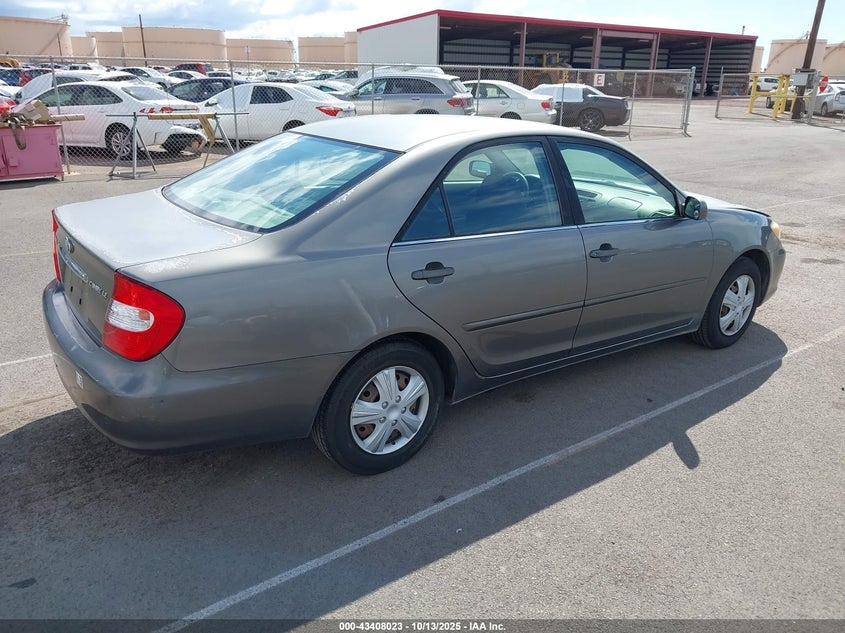 JTDBE32K040296749 2004 TOYOTA CAMRY photo no. 4