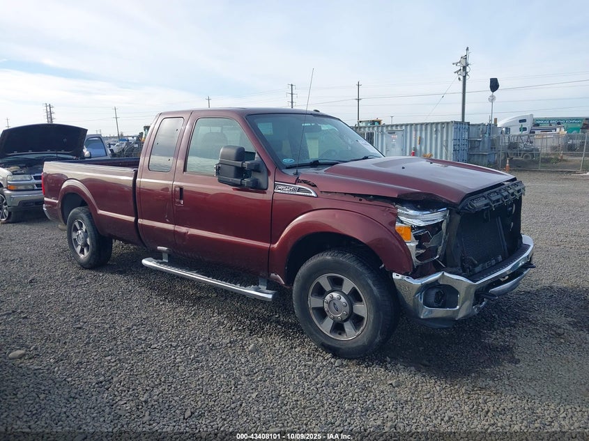FORD F-250 LARIAT