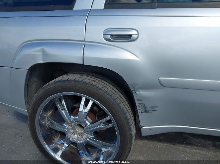 2009 Chevrolet Trailblazer Lt VIN: 1GNDT33S292104795 Lot: 43408259