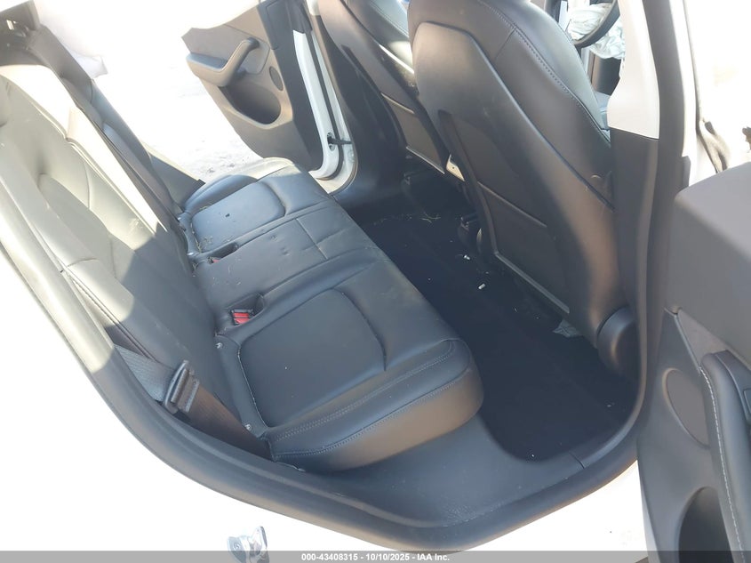 2021 Tesla Model Y Long Range Dual Motor All-Wheel Drive VIN: 5YJYGDEE8MF199767 Lot: 43408315