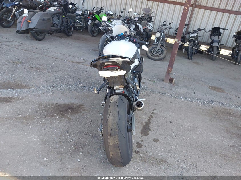 2025 BMW S 1000 Rr VIN: WB10P230XS6L04775 Lot: 43408372