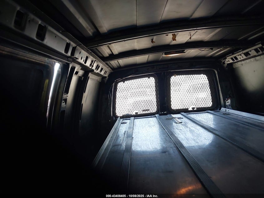 2003 Chevrolet Express VIN: 1GCGG25U931119360 Lot: 43408405