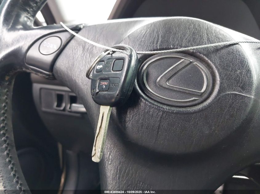 2001 Lexus Is 300 VIN: JTHBD182110012313 Lot: 43408424