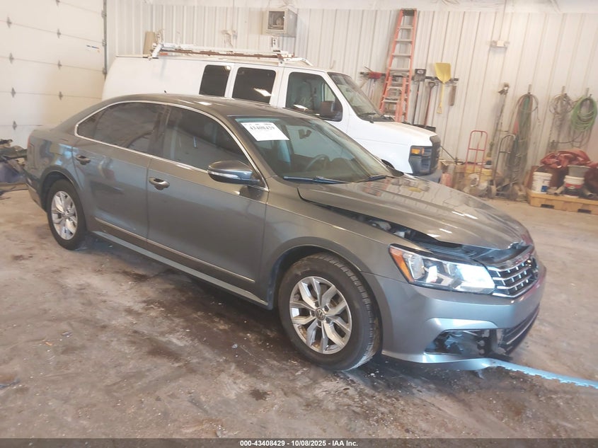 VOLKSWAGEN PASSAT 1.8T S