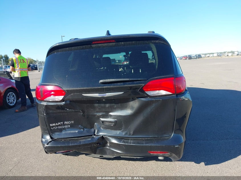 2020 Chrysler Voyager Lxi VIN: 2C4RC1DG4LR156595 Lot: 43408440