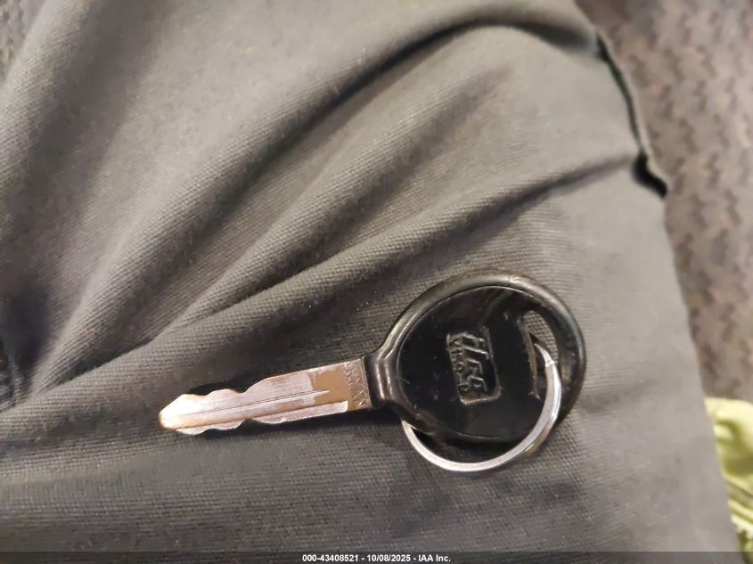 2000 Dodge Caravan Se VIN: 1B4GP45G9YB545232 Lot: 43408521