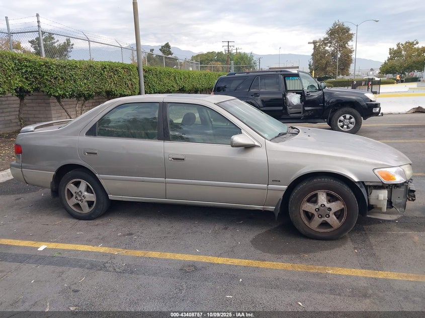 2001 Toyota Camry Le VIN: JT2BG22K510548925 Lot: 43408757