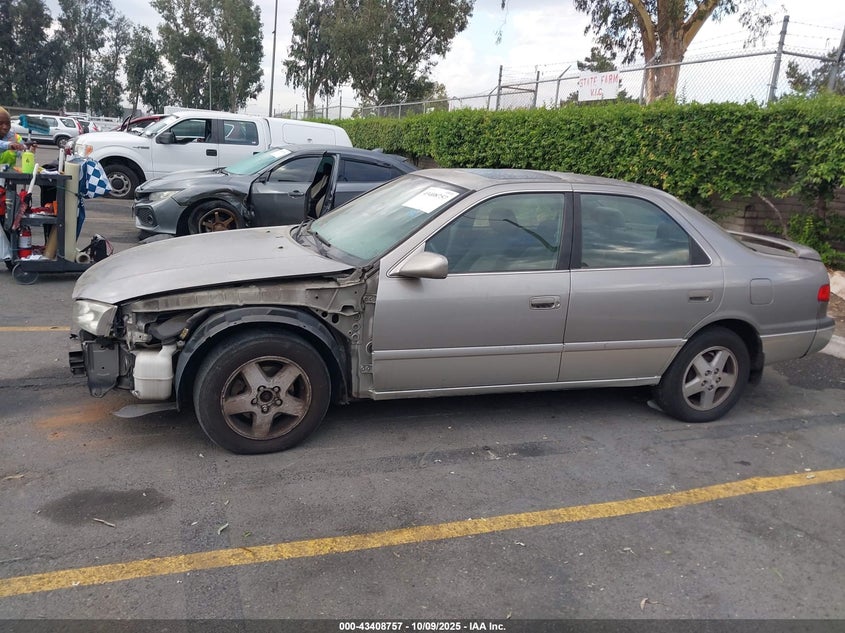 2001 Toyota Camry Le VIN: JT2BG22K510548925 Lot: 43408757