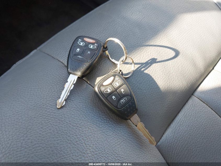 2005 Chrysler Town & Country Touring VIN: 2C4GP54L15R202399 Lot: 43408773