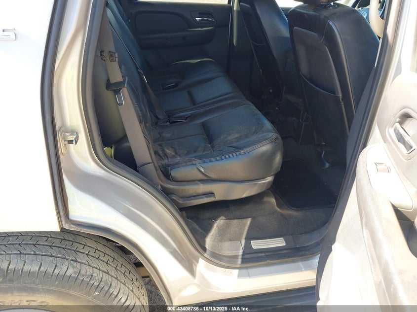 2008 Chevrolet Tahoe Ls VIN: 1GNFC13C88R176077 Lot: 43408786