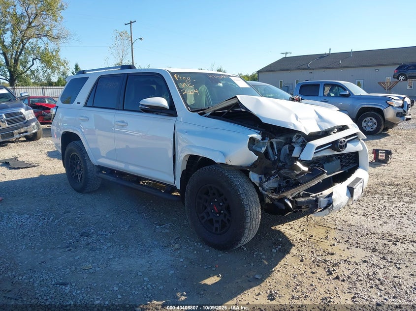 TOYOTA 4RUNNER SR5 PREMIUM