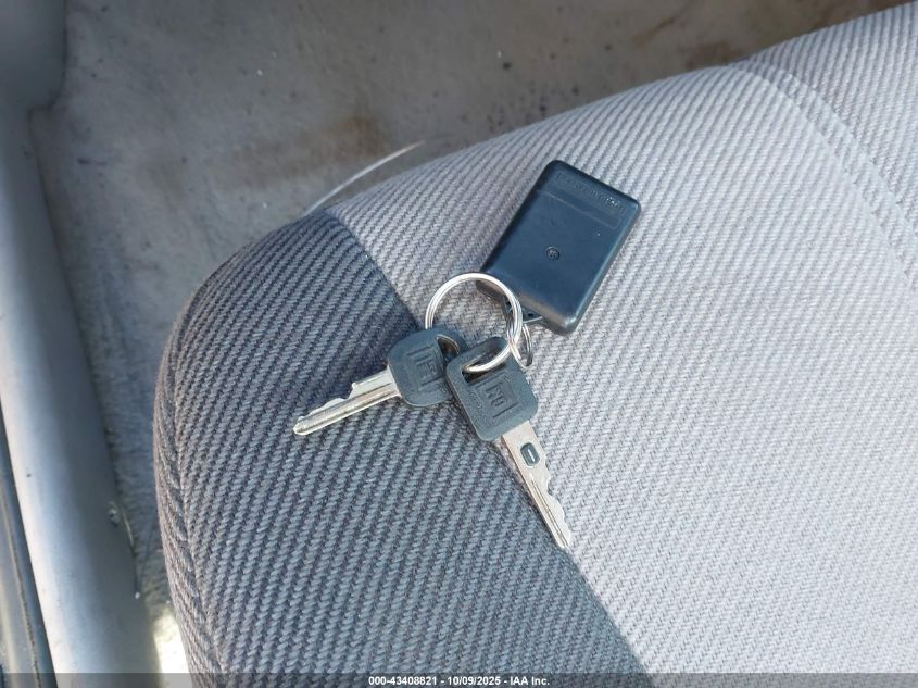 1994 Chevrolet Camaro VIN: 2G1FP22S8R2196211 Lot: 43408821