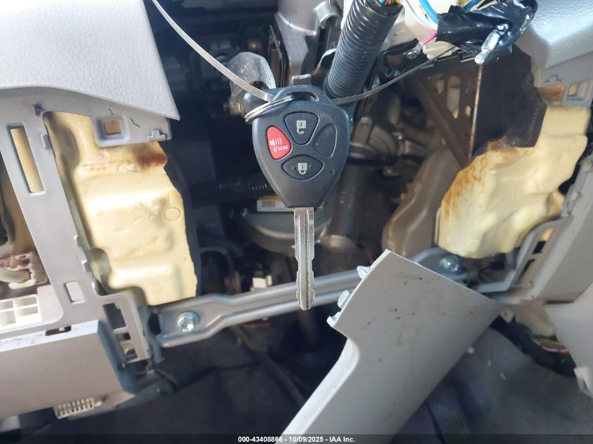 2007 Toyota Rav4 Limited V6 VIN: JTMBK31V375033585 Lot: 43408866