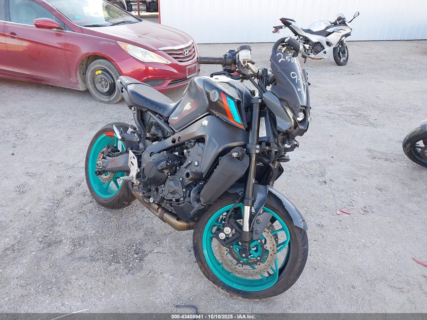 2023 YAMAHA MT09 - JYARN71E4PA004807
