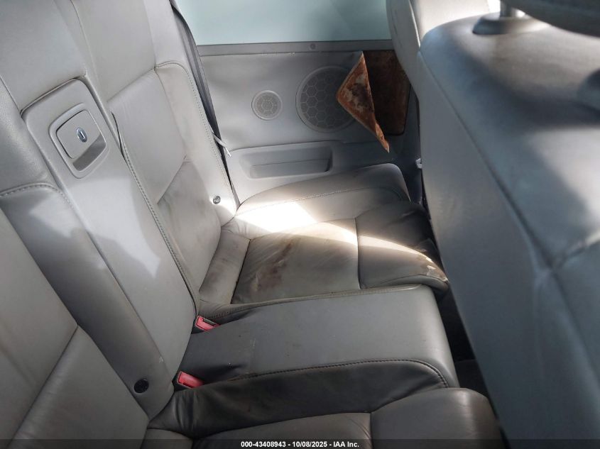 2004 Volkswagen New Beetle Gls 1.8T VIN: 3VWCD31Y44M312233 Lot: 43408943